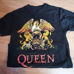 Queen graphic tee DISCOUNTED SHIPPING